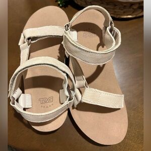 Teva sandals, size 6; new without tags. Never worn; in excellent new condition.